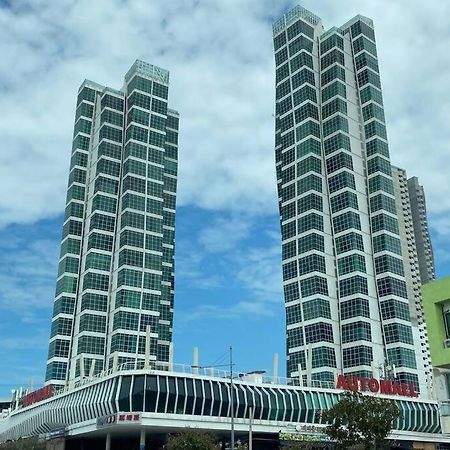 The Maritime Suite @ Panoramic Duplex 海景の家 Jelutong Eksteriør billede