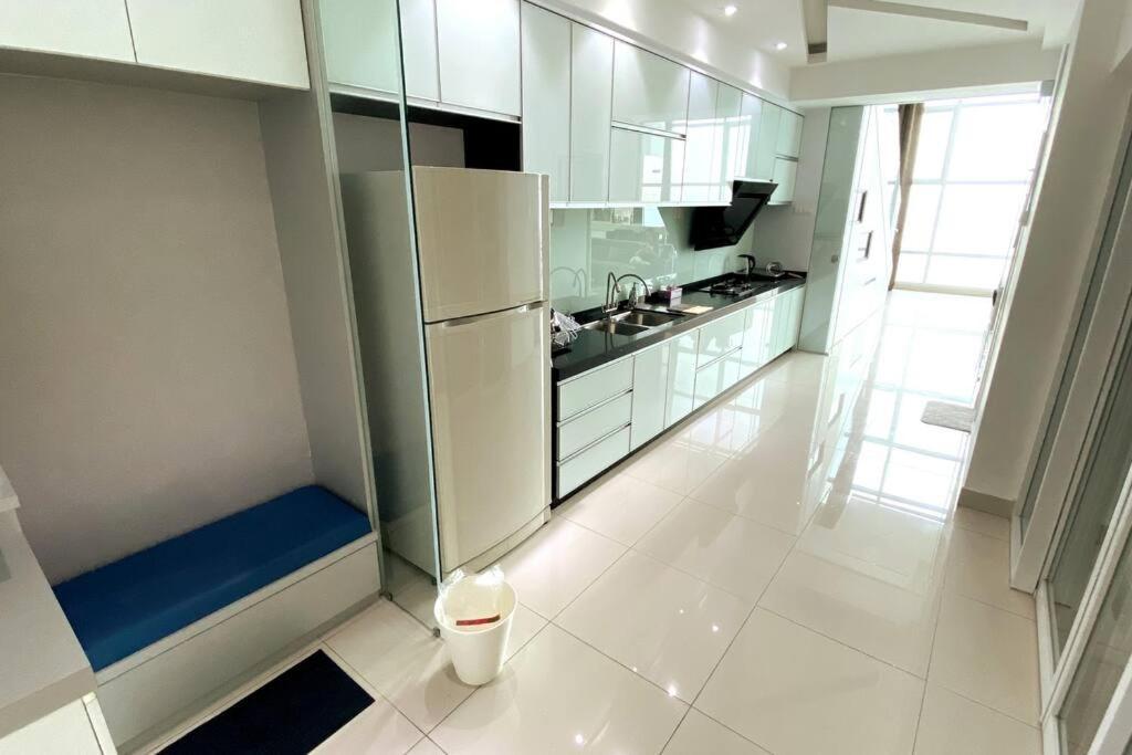The Maritime Suite @ Panoramic Duplex 海景の家 Jelutong Eksteriør billede